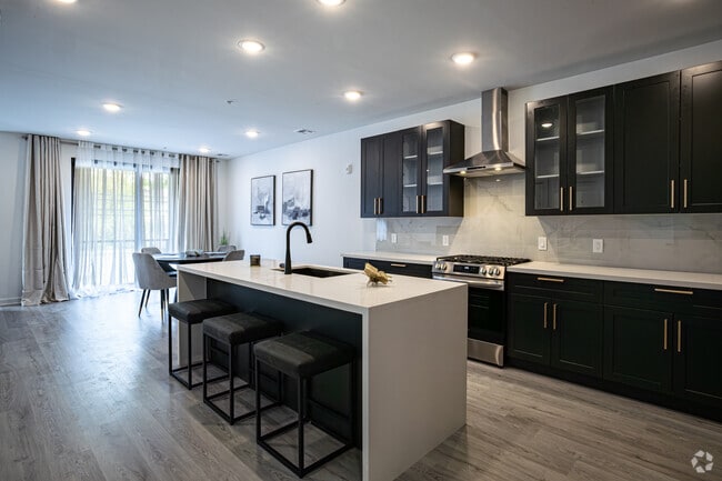 2BR, 3BA - Kitchen - The Franklin at Westfield