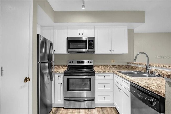 Photo - 7210 Westpointe Blvd Unit 1323