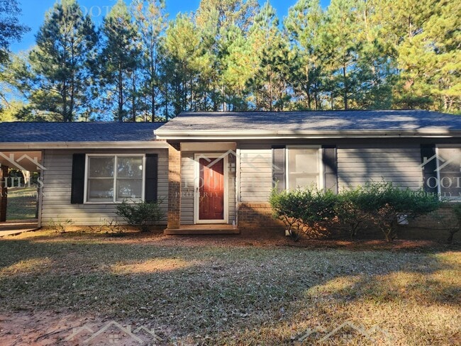 Photo - 3-Bed Home with Open Floor Plan and Carport