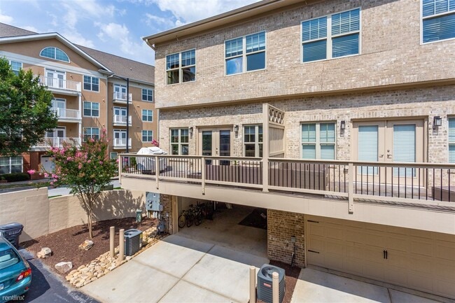 Photo - 3 br, 3.5 bath Townhome - 745 Fountainhead...