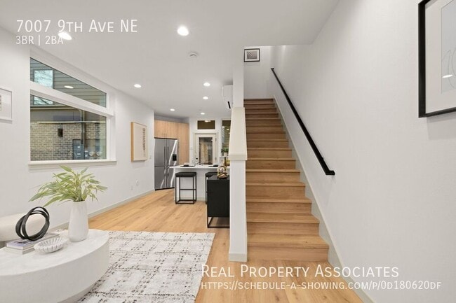 Photo - 7007 9th Ave NE