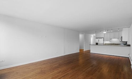 Photo - 1320 N Dearborn St