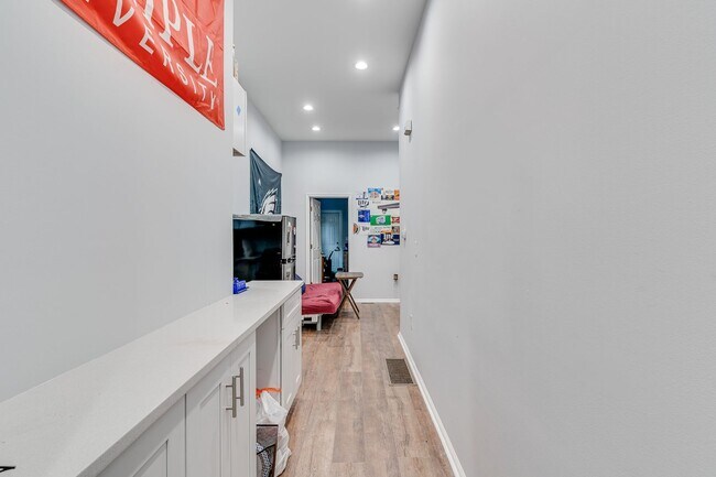 Photo - Brand New Luxury Temple Apartments Unit 1