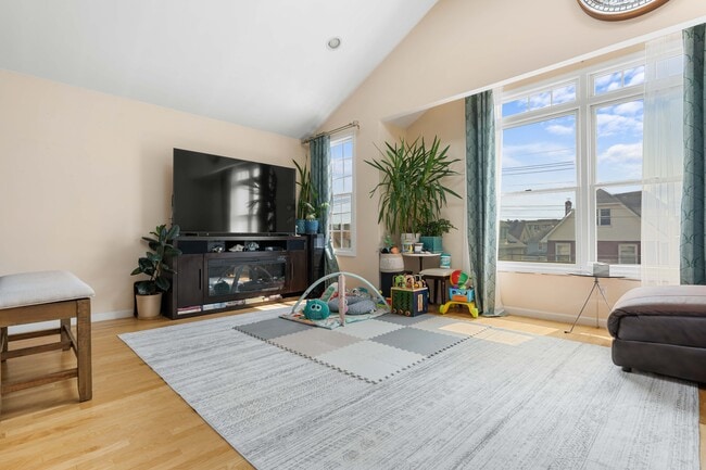 Photo - 318 77th St Unit #B