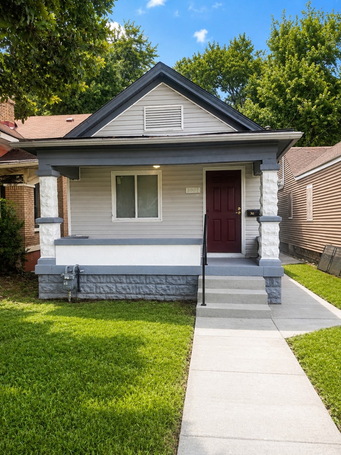 Photo - 3031 Grand Ave