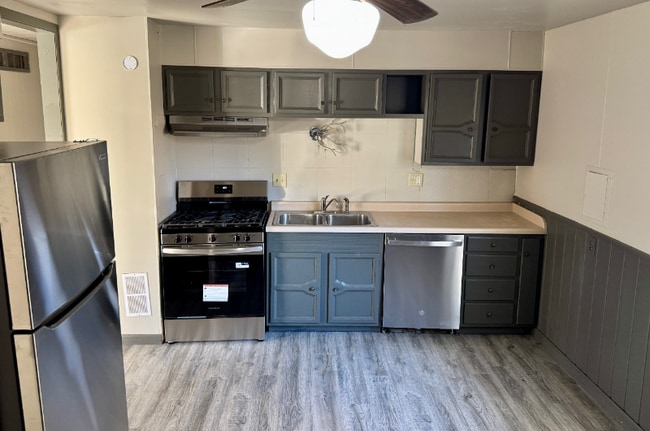 Photo - 1225 13th St SE