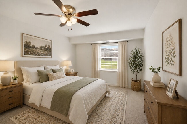 Bedroom with ceiling fan