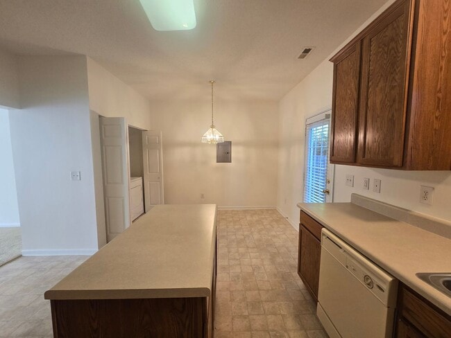 Photo - 100 Ranger Pl