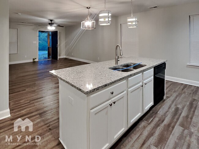 Photo - 3114 6th Ave N