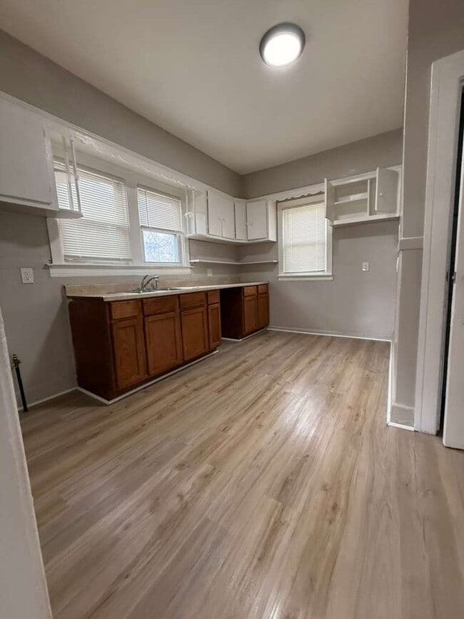 Photo - 13331 Strathmoor St