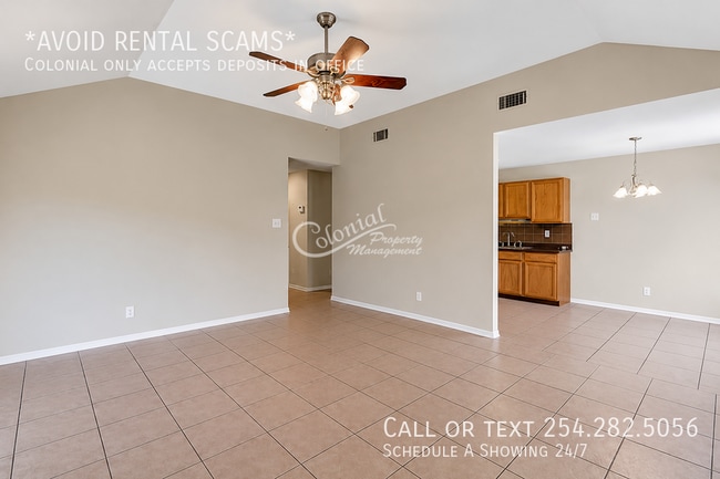 Photo - 3407 Warfield Dr