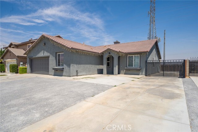 Photo - 12833 Biscayne Ave