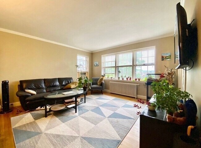 Photo - 12 Kilsyth Ter Unit 42