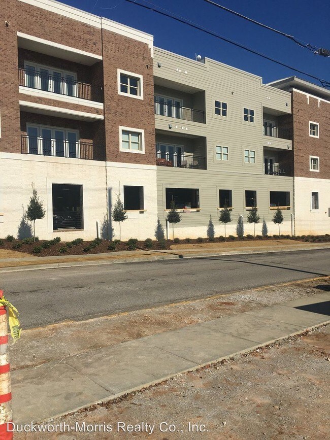 Photo - 1110 Riverside Dr