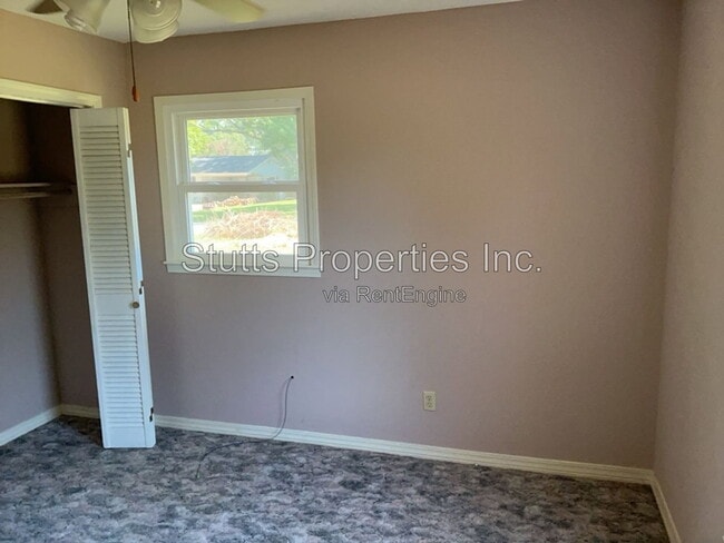 Photo - 86 Lamoray Dr