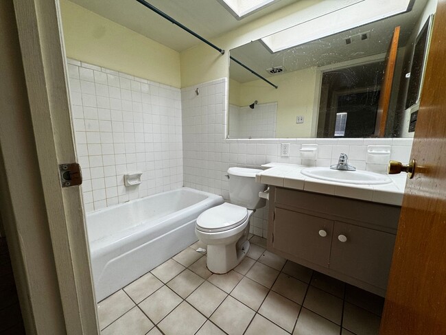 Photo - Mid-century Modern Heights Home