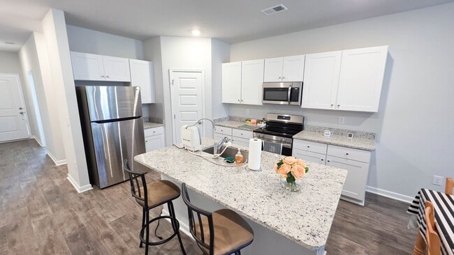 Building Photo - 244 1st St Rental