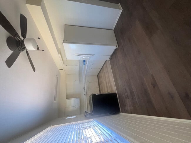 Photo - 499 S 2nd St