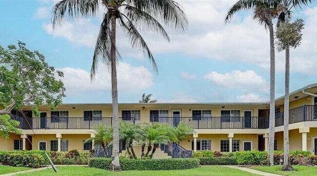 Photo - 410 SW 15th St Unit 103