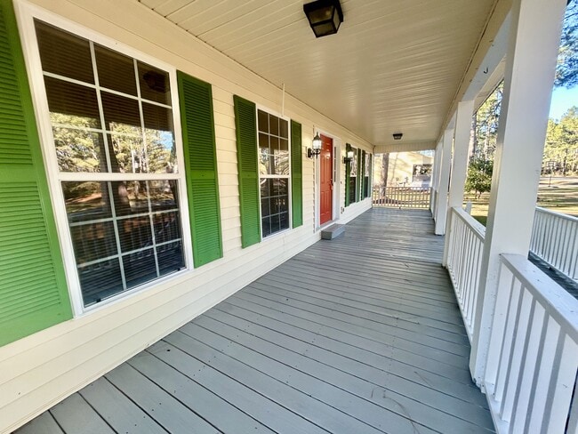 Photo - 802 N Taylor Ct