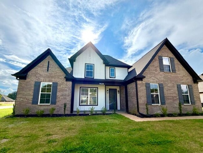 Building Photo - Now Leasing a Brand New 5-Bedroom 3 bath home in Olive Branch @ Southbranch
