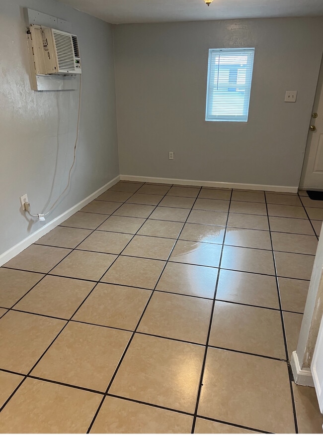 Photo - 249 NE Ark Pl