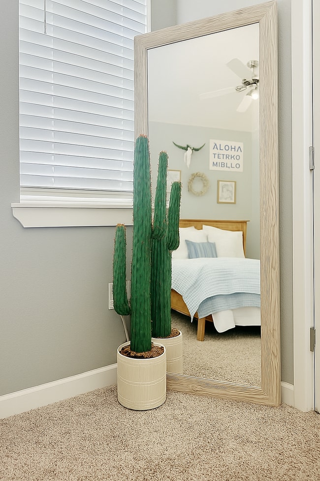 Cottage Bedroom Mirror View - Bearkat Cottages