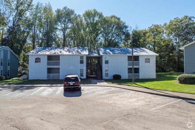 Meadow Creek Apartments