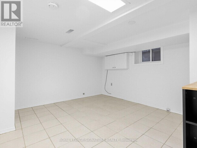 Photo - 465 Margueretta St Unité Basement