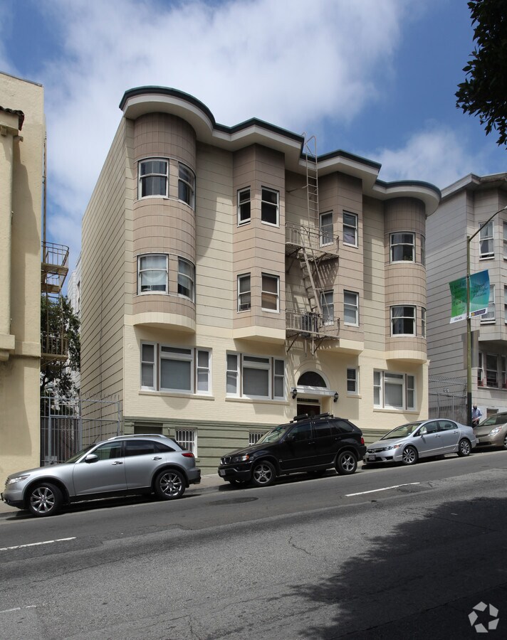 1372 Pine St - 1372 Pine St