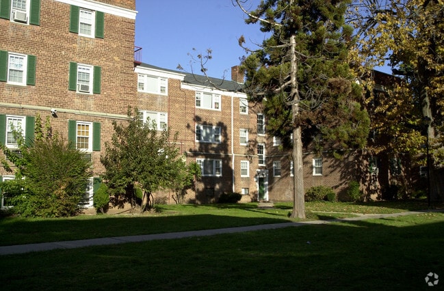 Templeton Arms - Templeton Arms