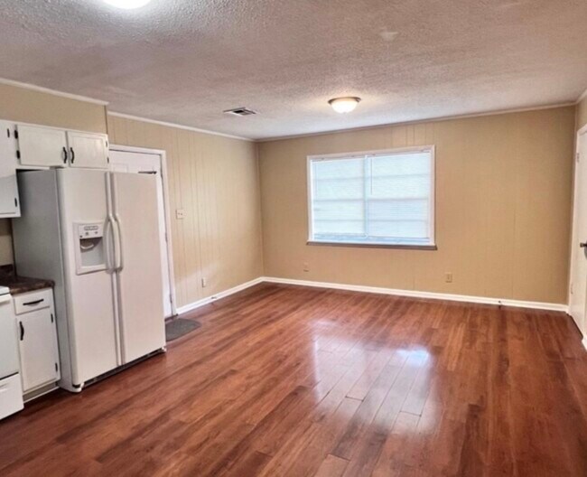 Photo - 429 Fieldbrook Dr
