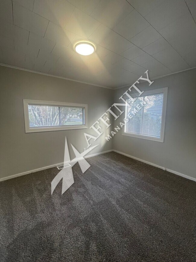 Photo - 2 Bedroom 1 Bath