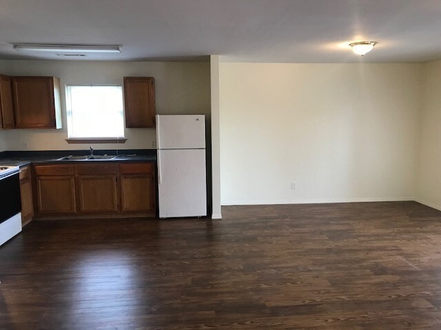 Photo - 317 Erin Pl Unit #202