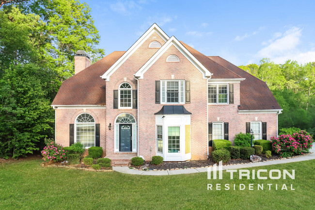 Photo - 790 James Madison Dr House