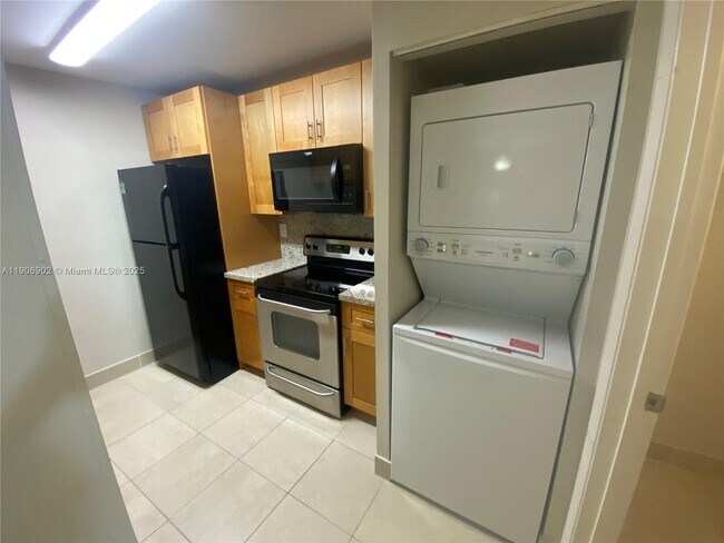 Photo - 11232 SW 12th St Unit 101