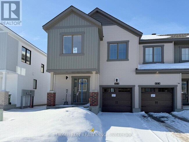 Photo - 426 Mortar Ter