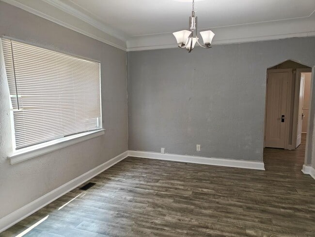 Photo - 5227 Devonshire Rd