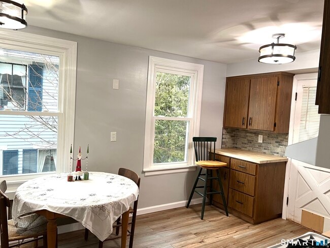 Photo - 130 Platt Ave