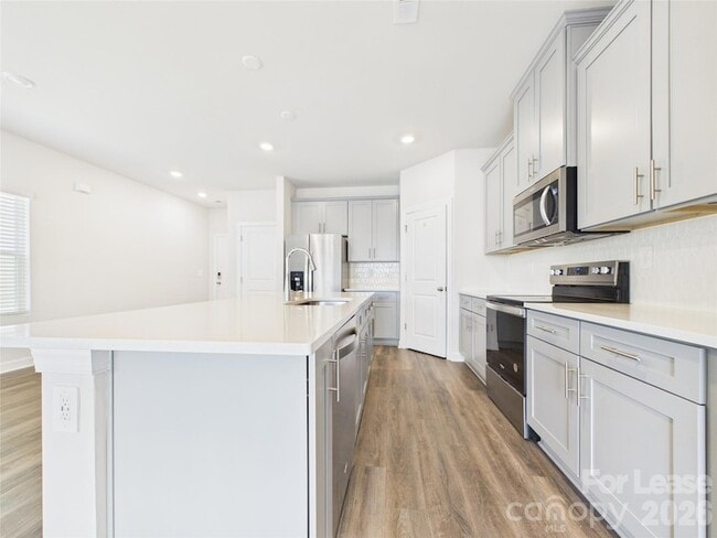 Photo - 1768 Braemar Vlg Dr