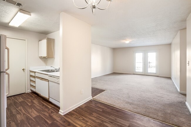 Park Pines Apartments