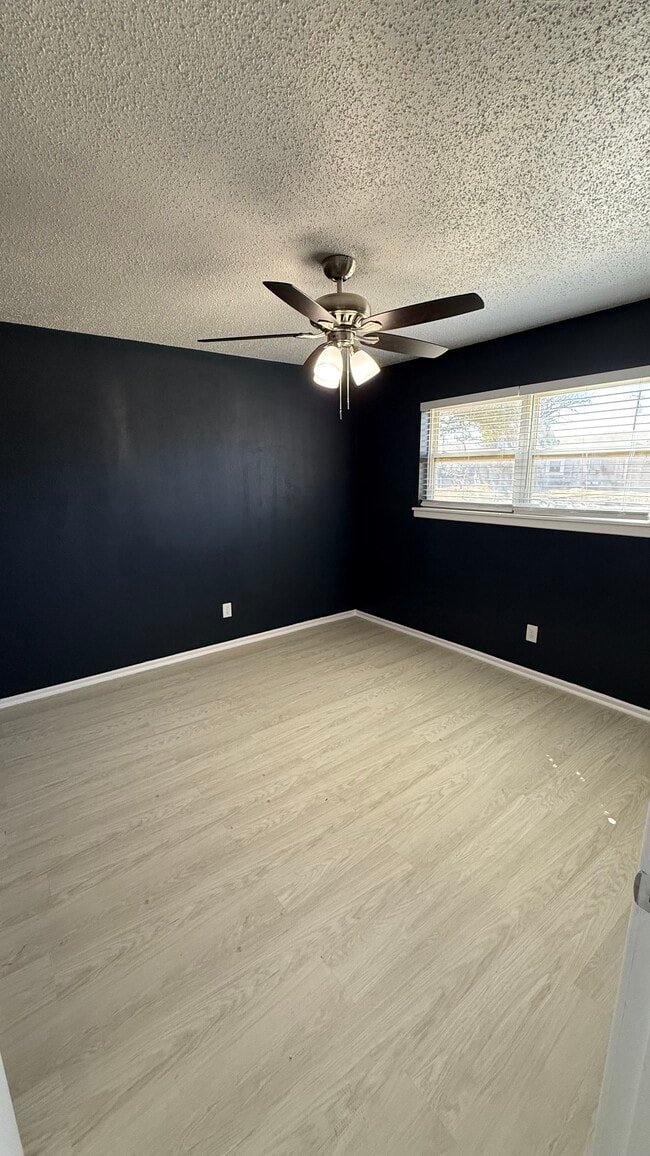 Photo - 2912 Harvard St