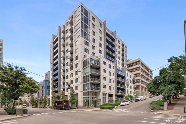 Building Photo - 76 Cedar St Unit 313 Rental