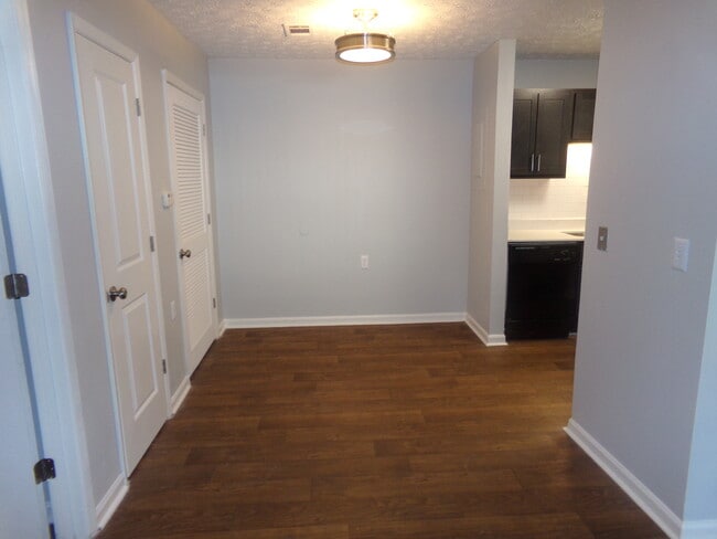 1X1 ÁREA DE COMEDOR - The Timbers