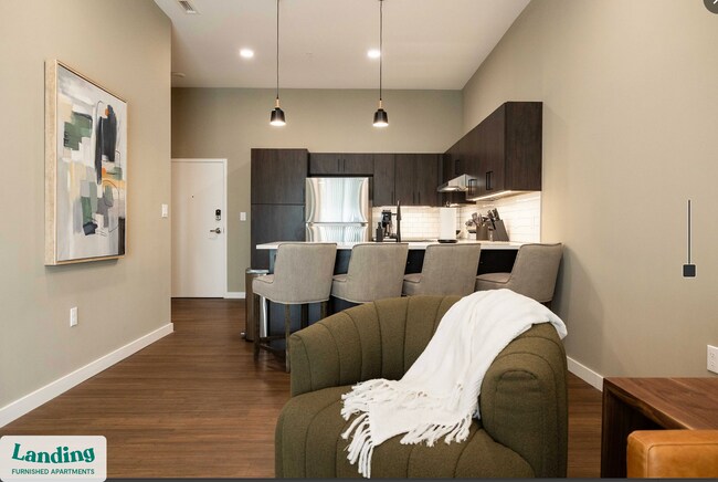 1364 E Battlefield Rd Unit 318