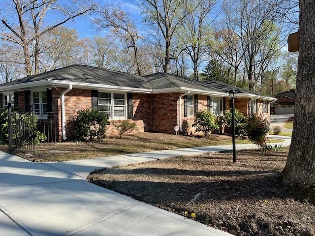 Photo - 619 Grove Pkwy SE