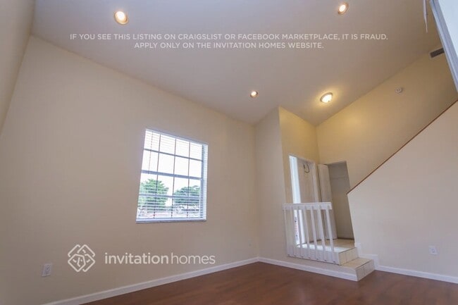 Photo - 14760 S Beckley Square