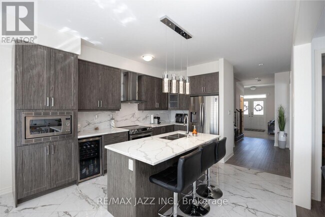 Photo - 131 Courtney St