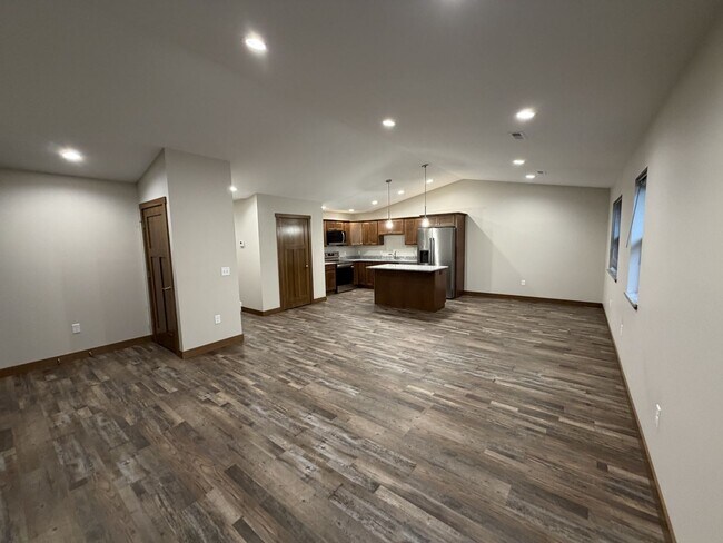 1124 Garfield Ave Unit 1124 Garfield Ave