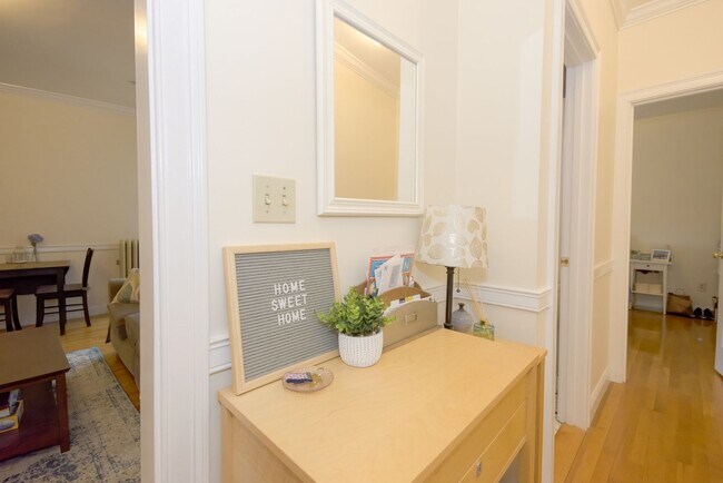 Photo - Great Allston 2bed / 1bath available now or January 2026